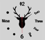 Reloj de Pared 3D Modelo Cabeza de Ciervo Negro /Dorado